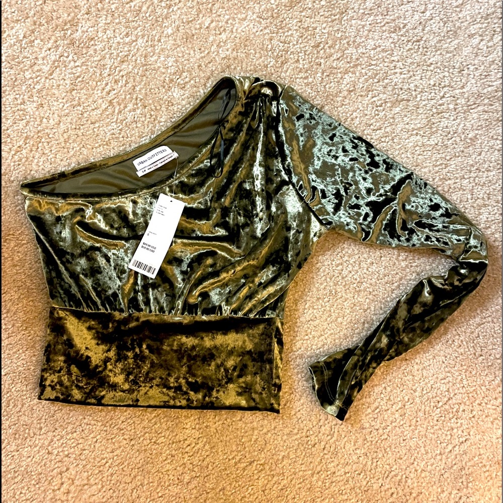 Brand new urban outfitters stylish long sleeve
